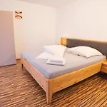 Ek - Living Ferienhaus, 8 Personen - 550 M Zur Spieljochbahn - Zillertal *