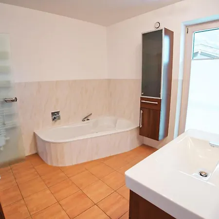 Ek - Living Ferienhaus, 8 Personen - 550 M Zur Spieljochbahn - Zillertal Dom wakacyjny