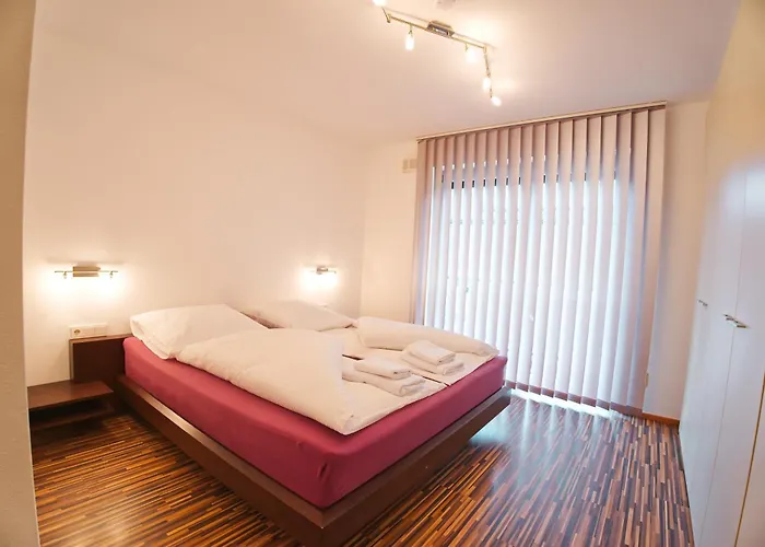 Ek - Living Ferienhaus, 8 Personen - 550 M Zur Spieljochbahn - Zillertal * Fuegen