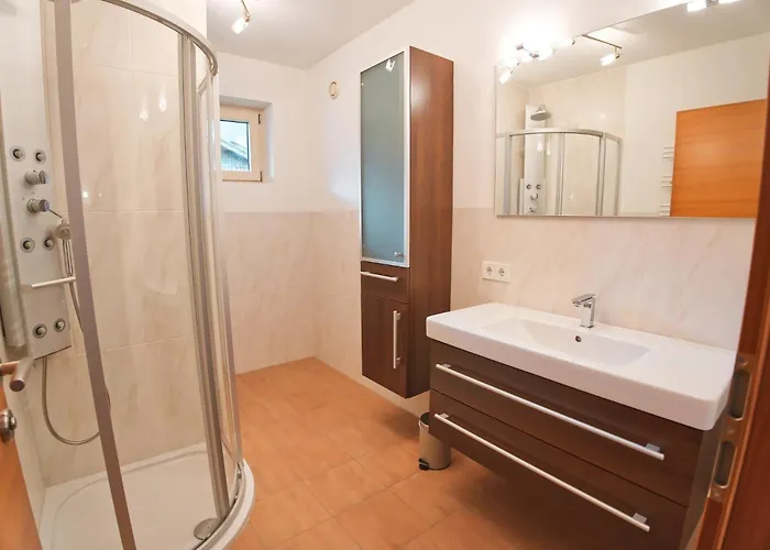 Ek - Living Ferienhaus, 8 Personen - 550 M Zur Spieljochbahn - Zillertal