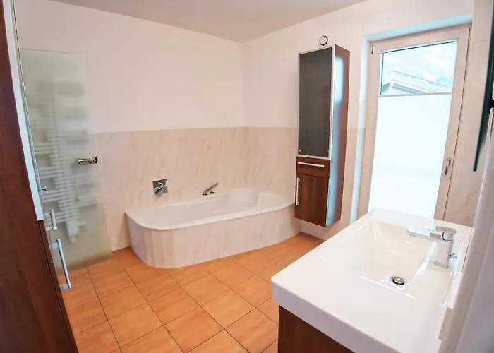 Ek - Living Ferienhaus, 8 Personen - 550 M Zur Spieljochbahn - Zillertal Holiday home