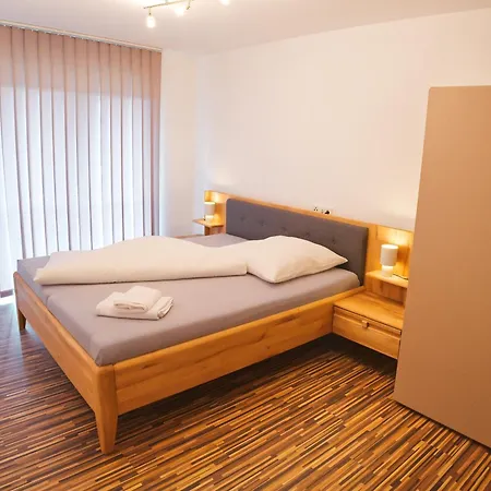 Ek - Living Ferienhaus, 8 Personen - 550 M Zur Spieljochbahn - Zillertal Casa de Férias