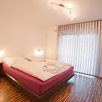 Ek - Living Ferienhaus, 8 Personen - 550 M Zur Spieljochbahn - Zillertal * Fügen